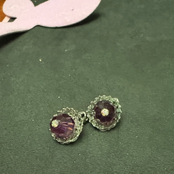 Vintage Stunning Purple Crystal Clip On Earrings - Picture 7 of 7